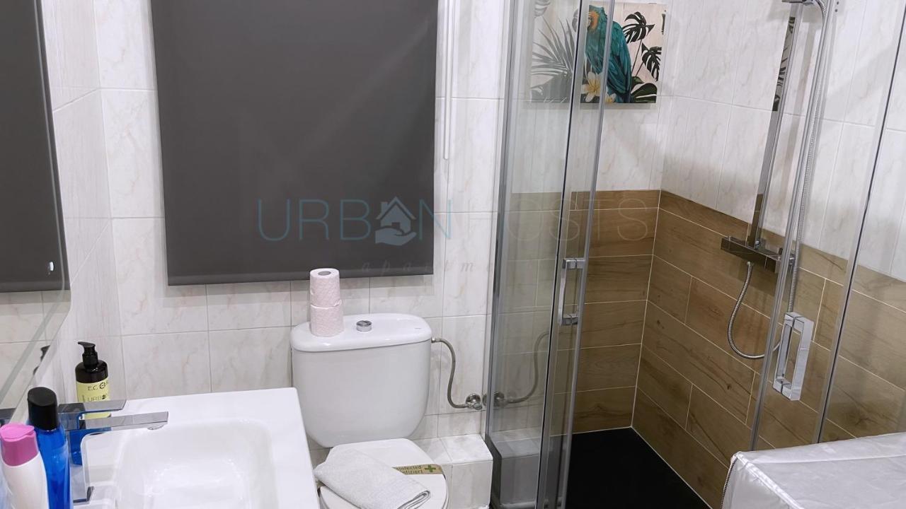 Vivienda Turistica Urbana En Santuchu, Comoda, Funcional Y Con Parking Bilbao Exterior foto